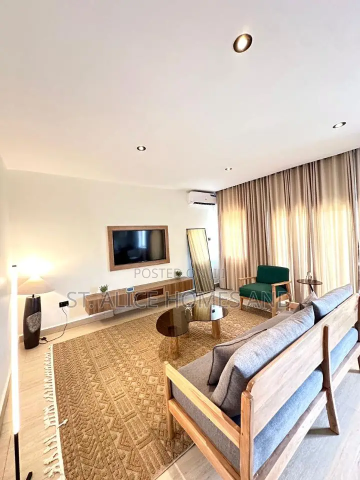 Cozycover Residence 2 Bedroom Apartment With Complimentary Breakfast