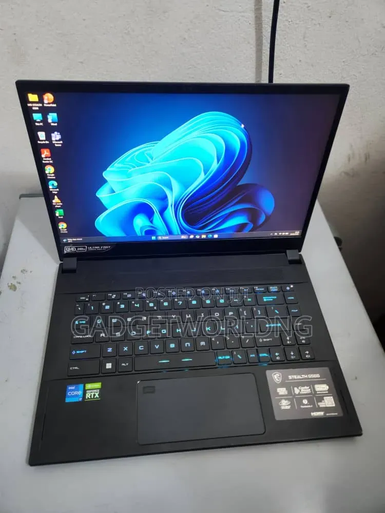 Laptop MSI GS66 Stealth 12UHS 32GB Intel Core i7 SSD 1T