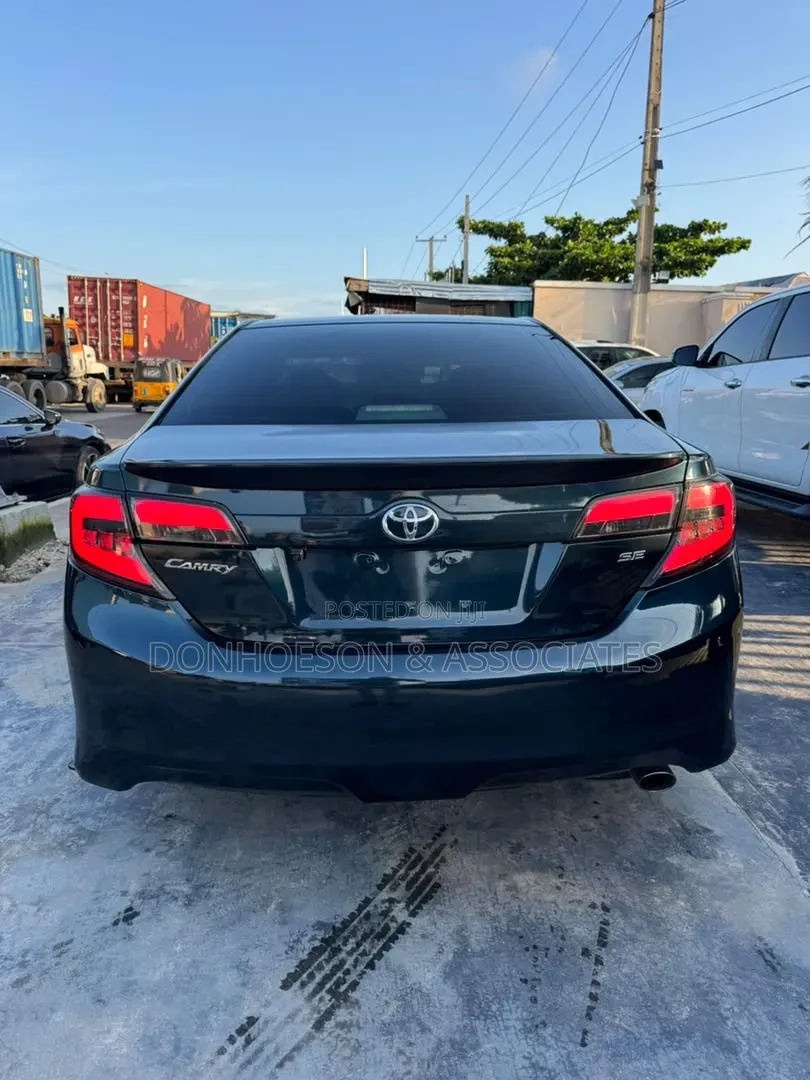 Toyota Camry 2014 Black