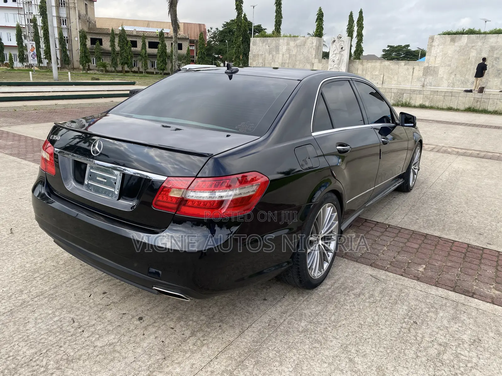 Mercedes-Benz E350 Base 4dr Sedan RWD (3.5L 6cyl 7A) 2012 Black