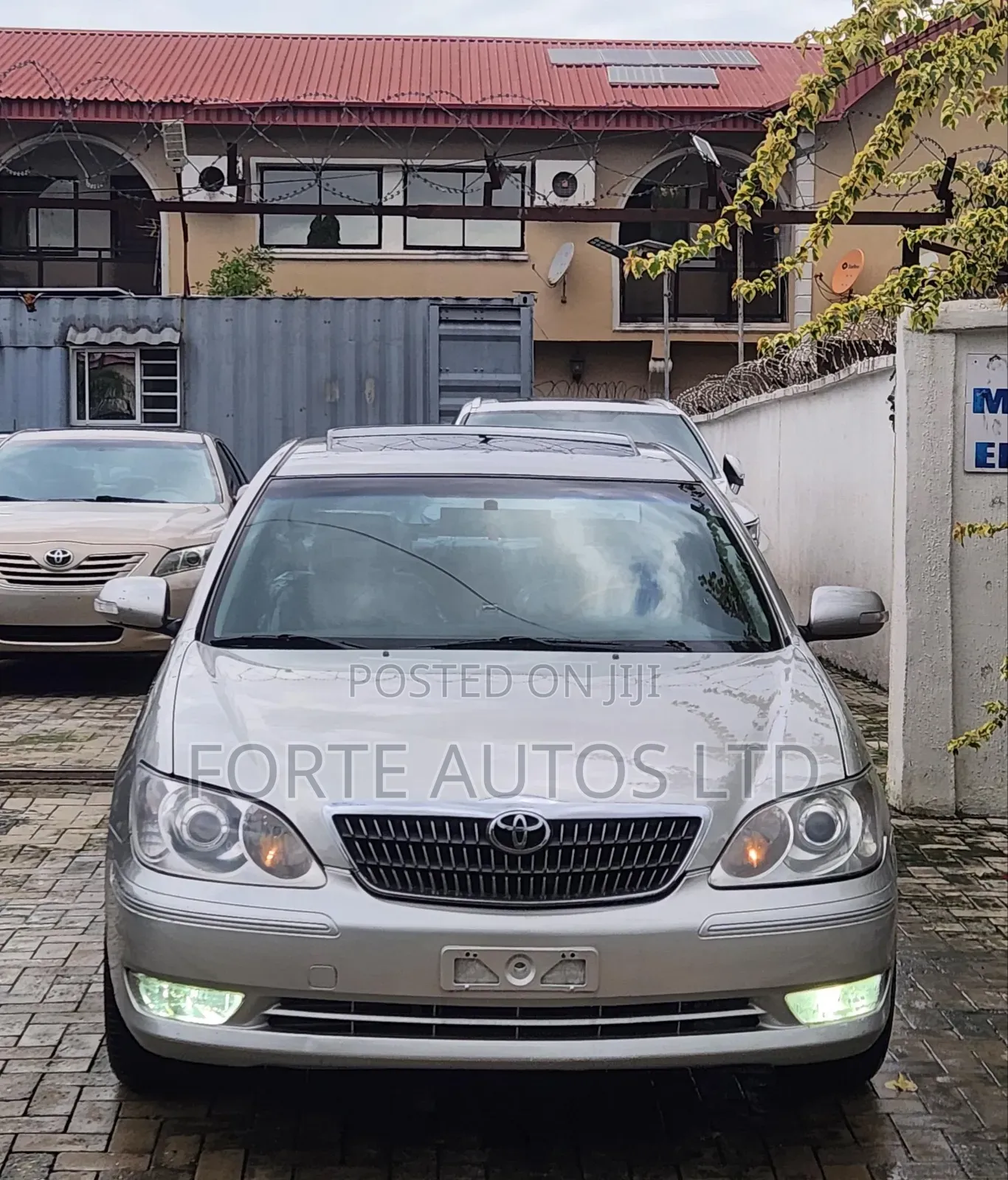 Toyota Camry XLE 4dr Sedan (2.4L 4cyl 5A) 2006 Silver