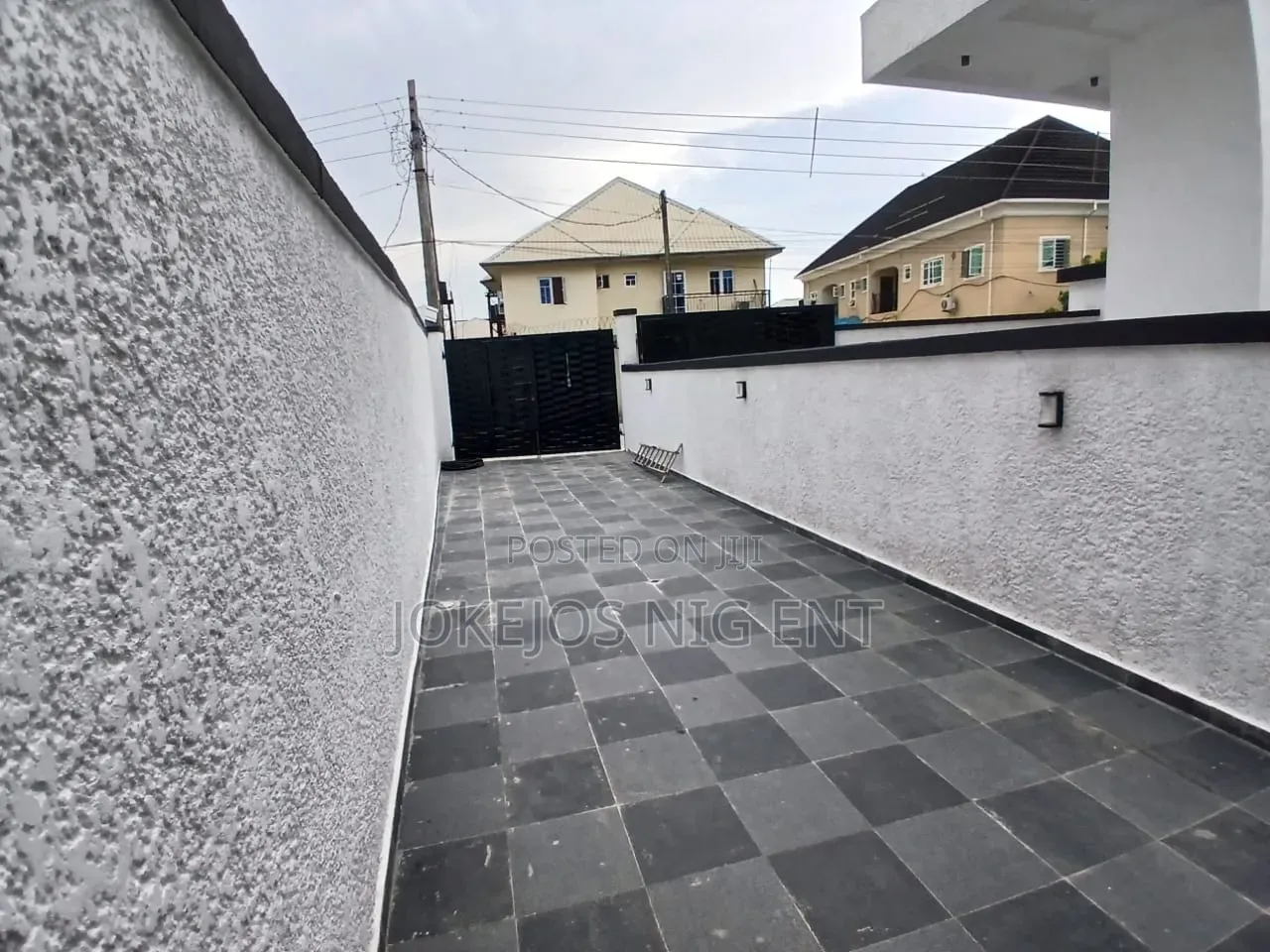 4bdrm Duplex in Happy Land Estate, Olokonla for rent