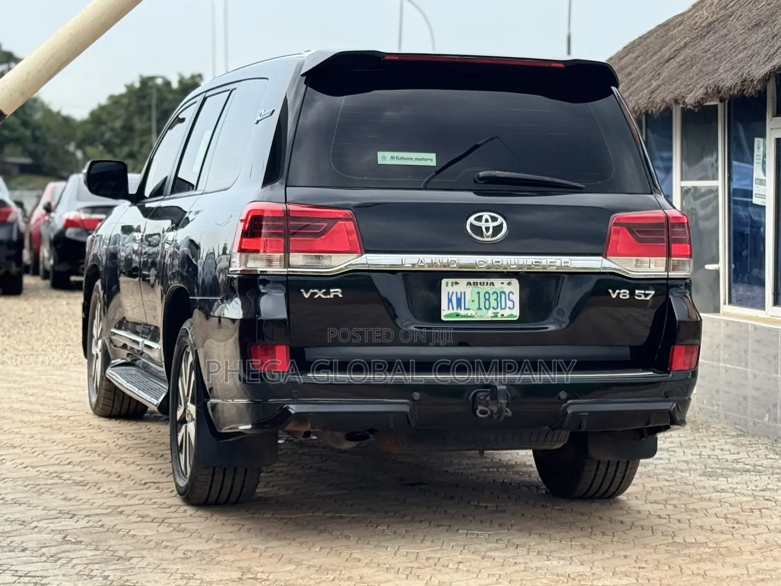 Toyota Land Cruiser 5.7 V8 2011 Black