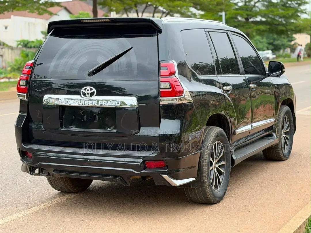 Toyota Land Cruiser Prado 4.0 Petrol GX-L 2018 Black