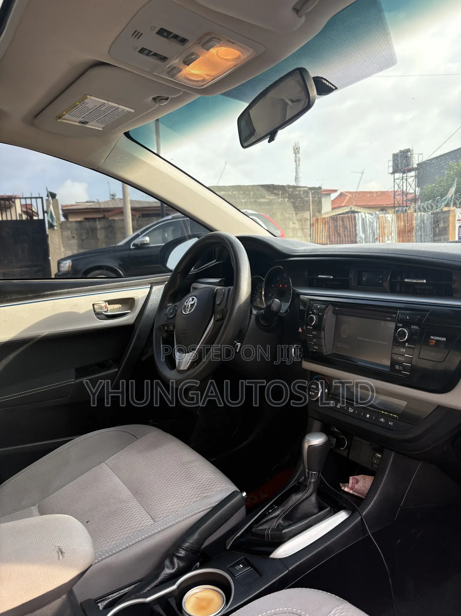 Toyota Corolla S Premium 4dr Sedan (1.8L 4cyl CVT) 2015 Silver