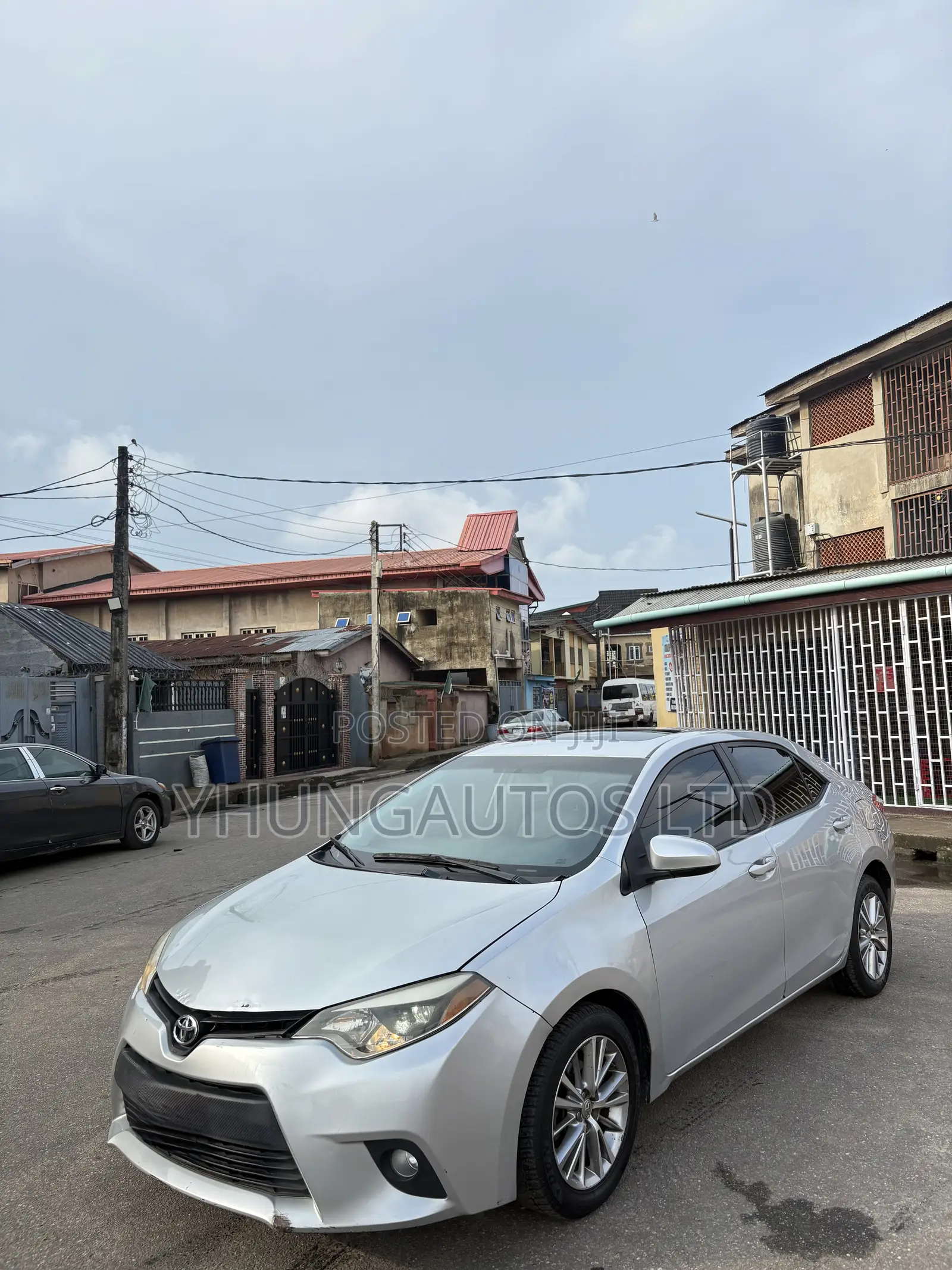 Toyota Corolla S Premium 4dr Sedan (1.8L 4cyl CVT) 2015 Silver