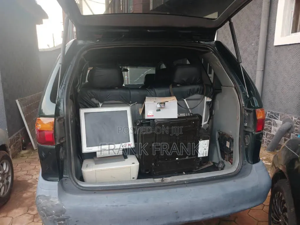 Toyota Sienna 2001 Green