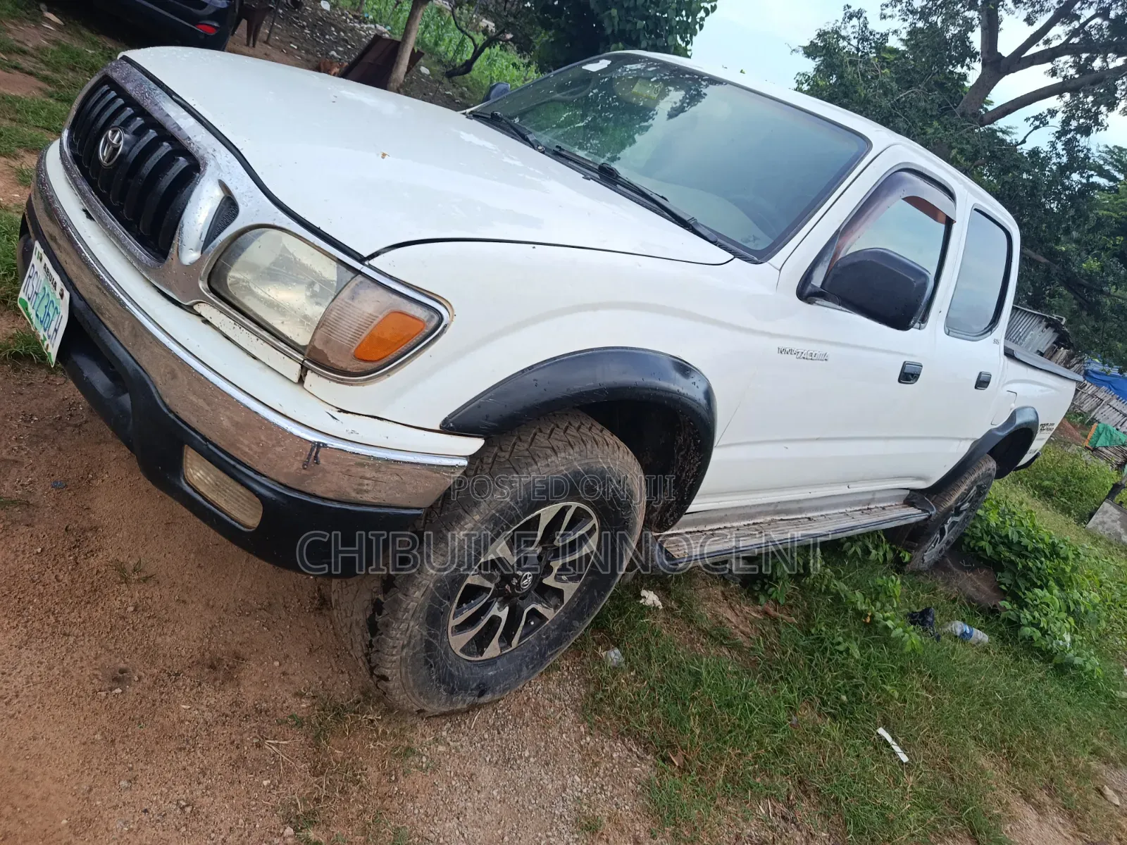 Toyota Tacoma 2005 White
