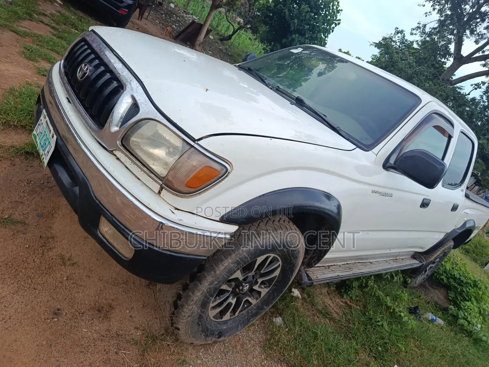 Toyota Tacoma 2005 White
