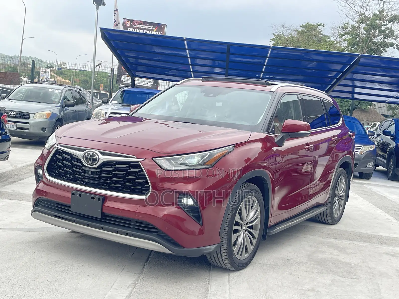 Toyota Highlander Platinum 2021 Red