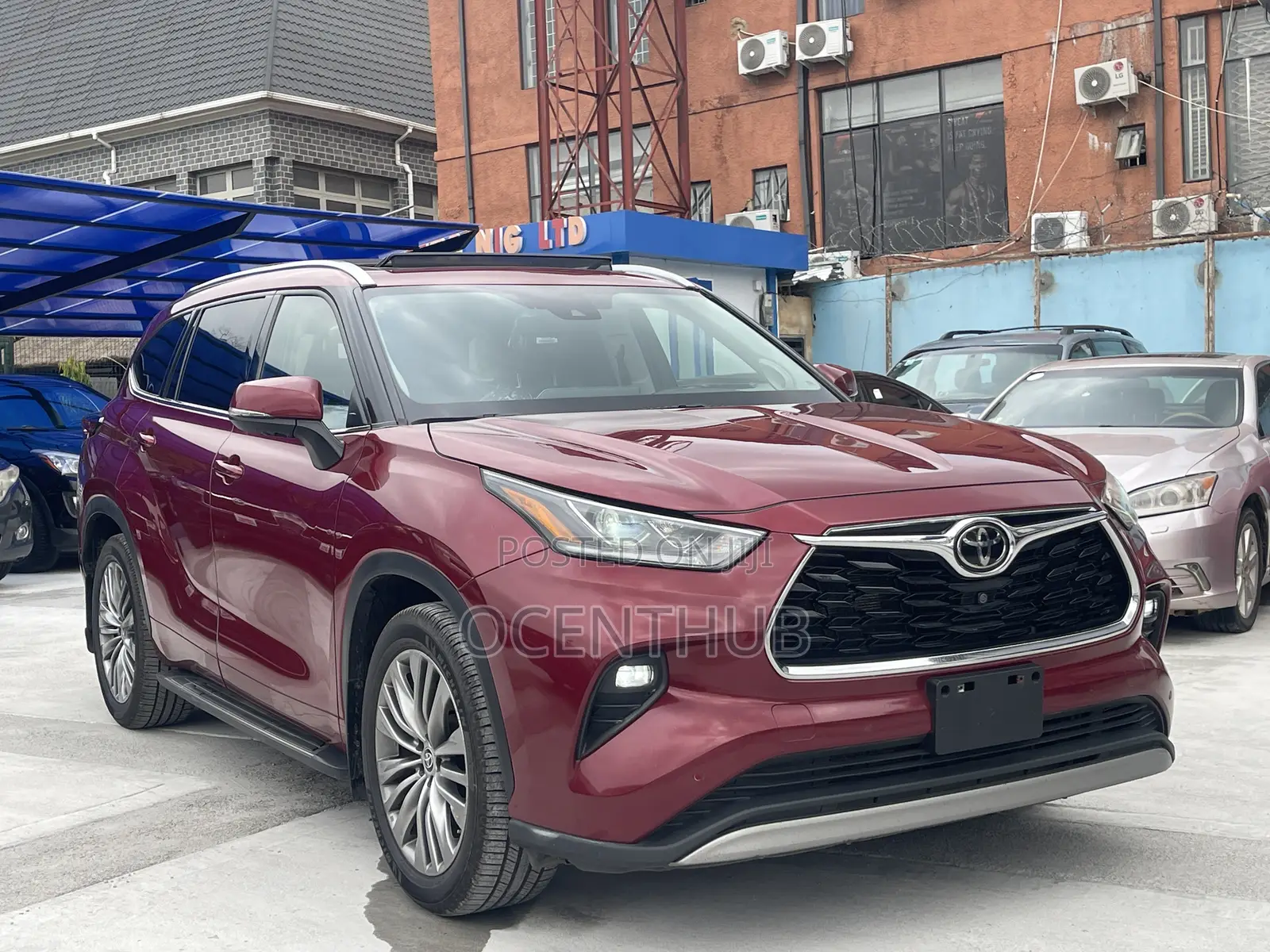 Toyota Highlander Platinum 2021 Red