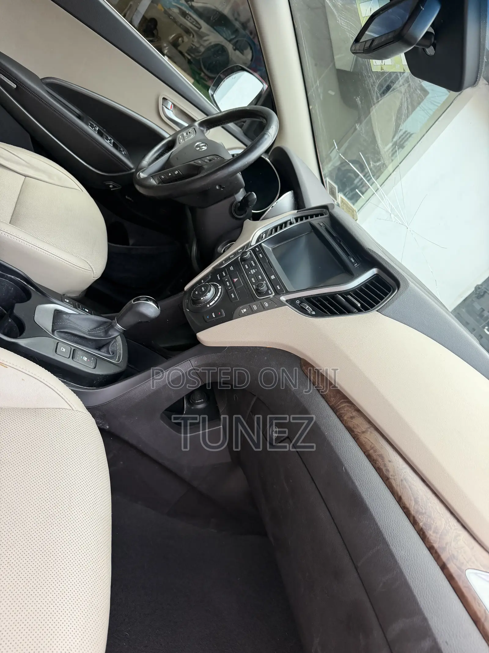 Hyundai Santa Fe Limited Ultimate AWD 2017 Red