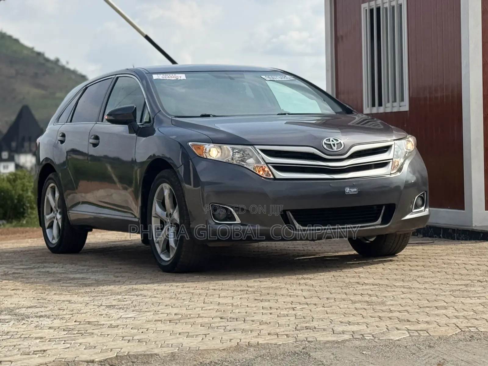 Toyota Venza LE 4dr Wagon AWD (2.7L 4cyl 6A) 2015 Gray