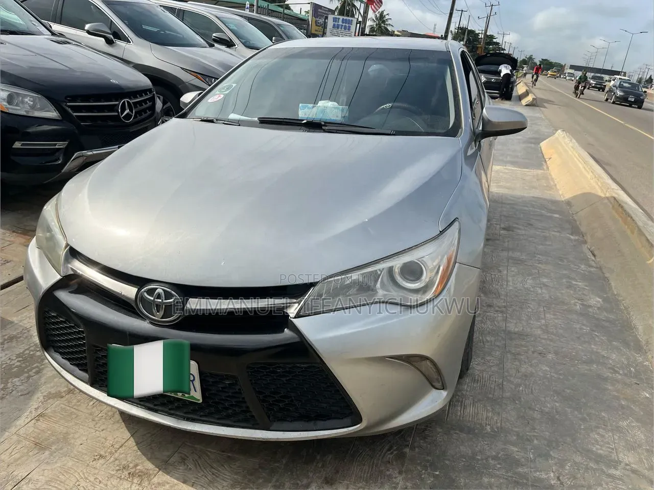 Toyota Camry 2016 Silver