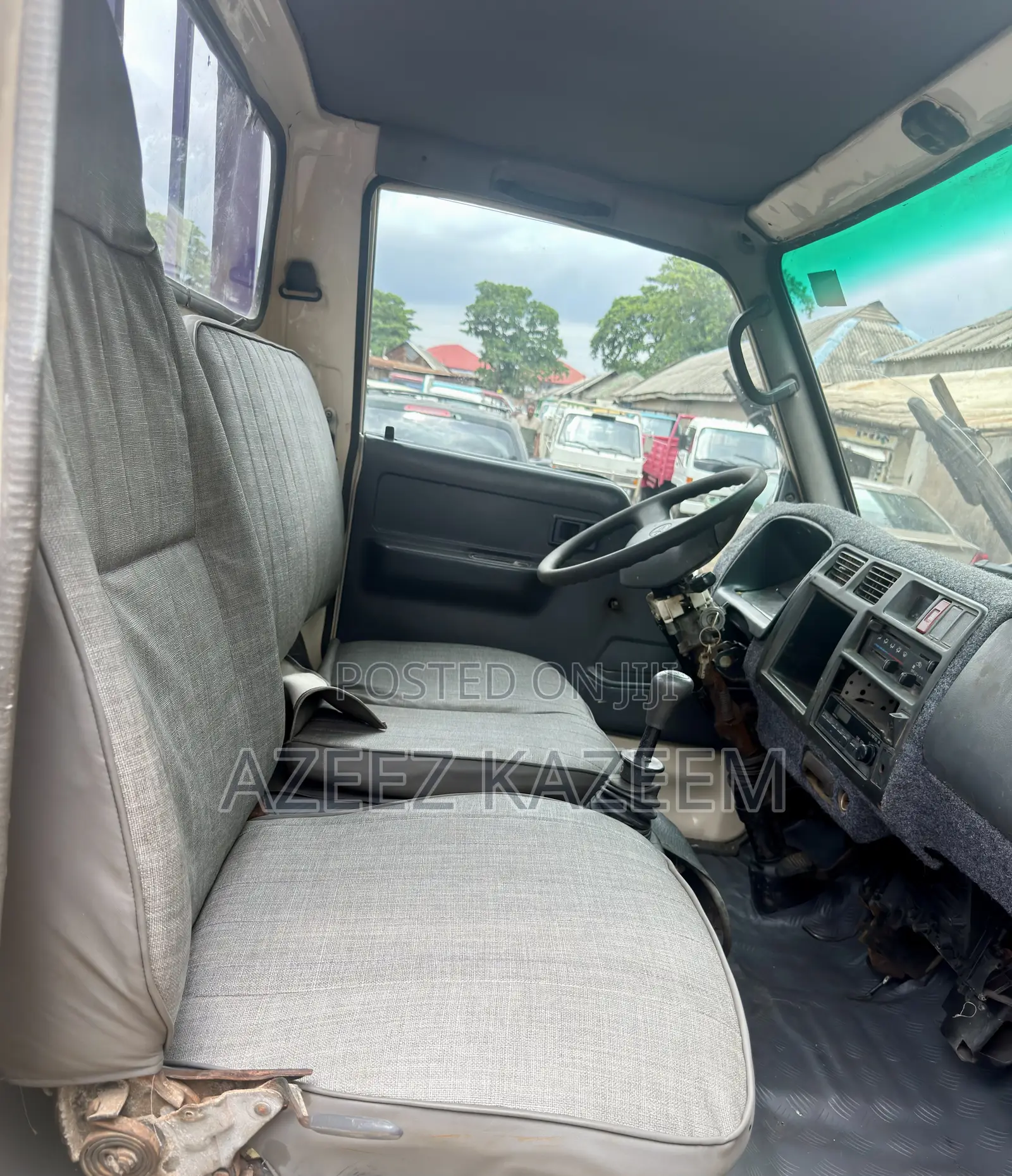 Toyota Dyna 150 2000 White