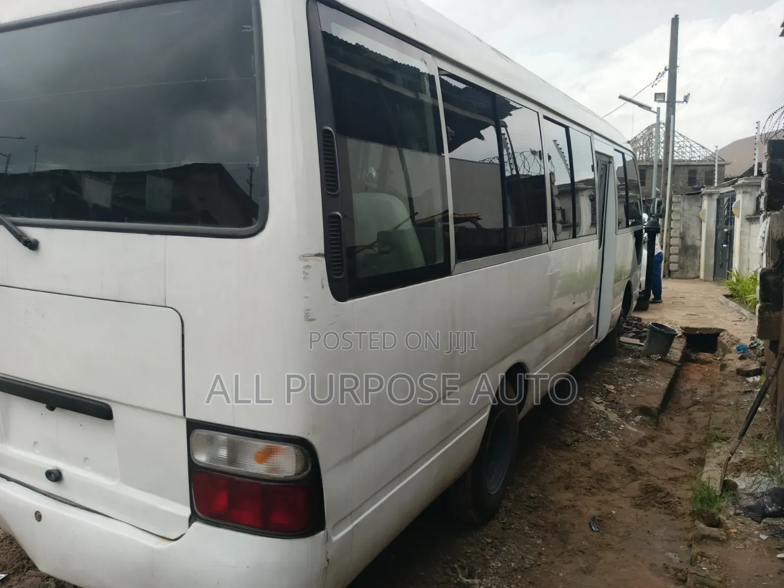 Toyota Coaster 2003 White