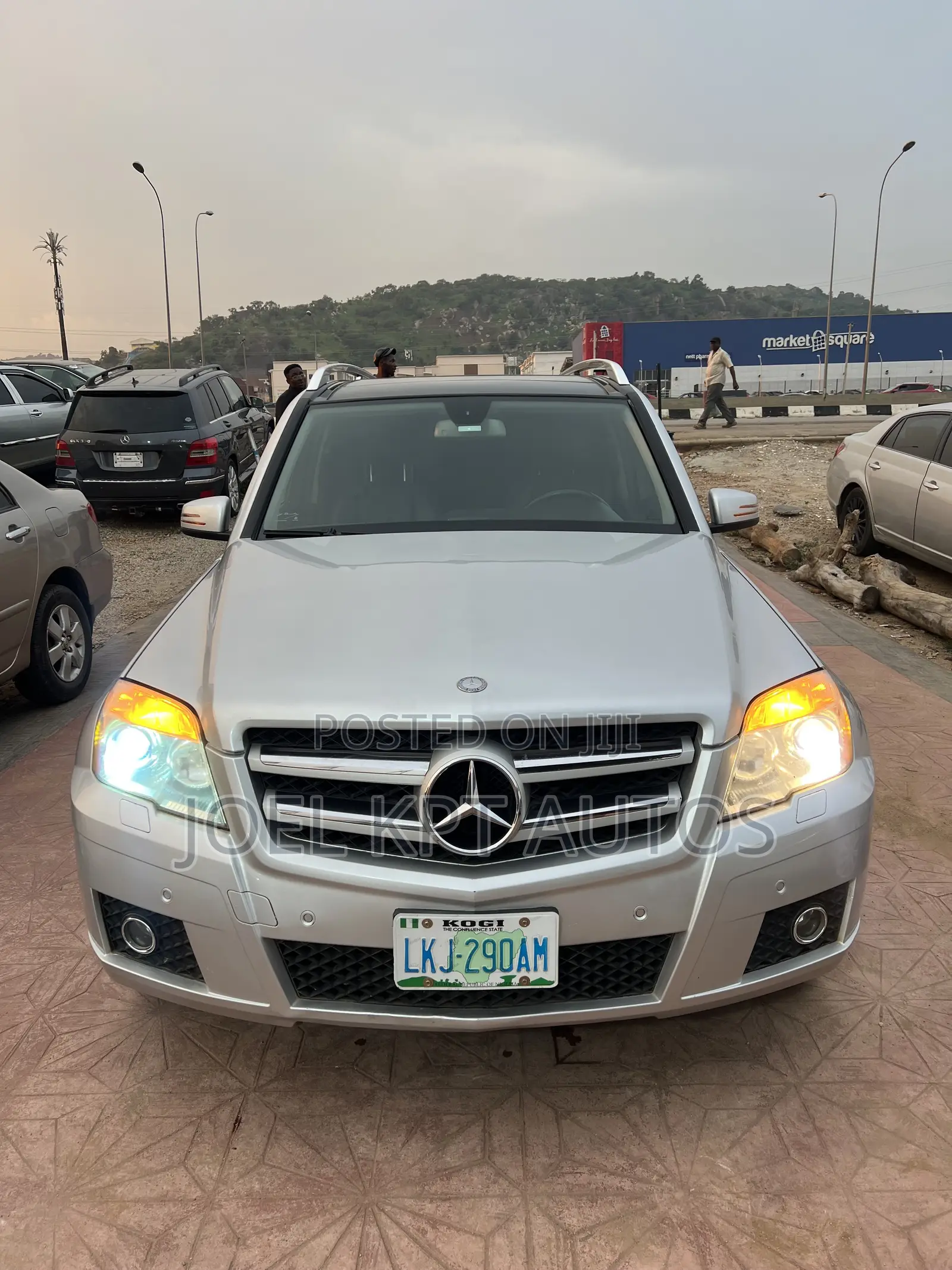 Mercedes-Benz GLK-Class 2010 Silver