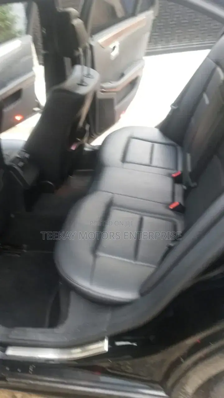 Mercedes-Benz E350 2013 Black