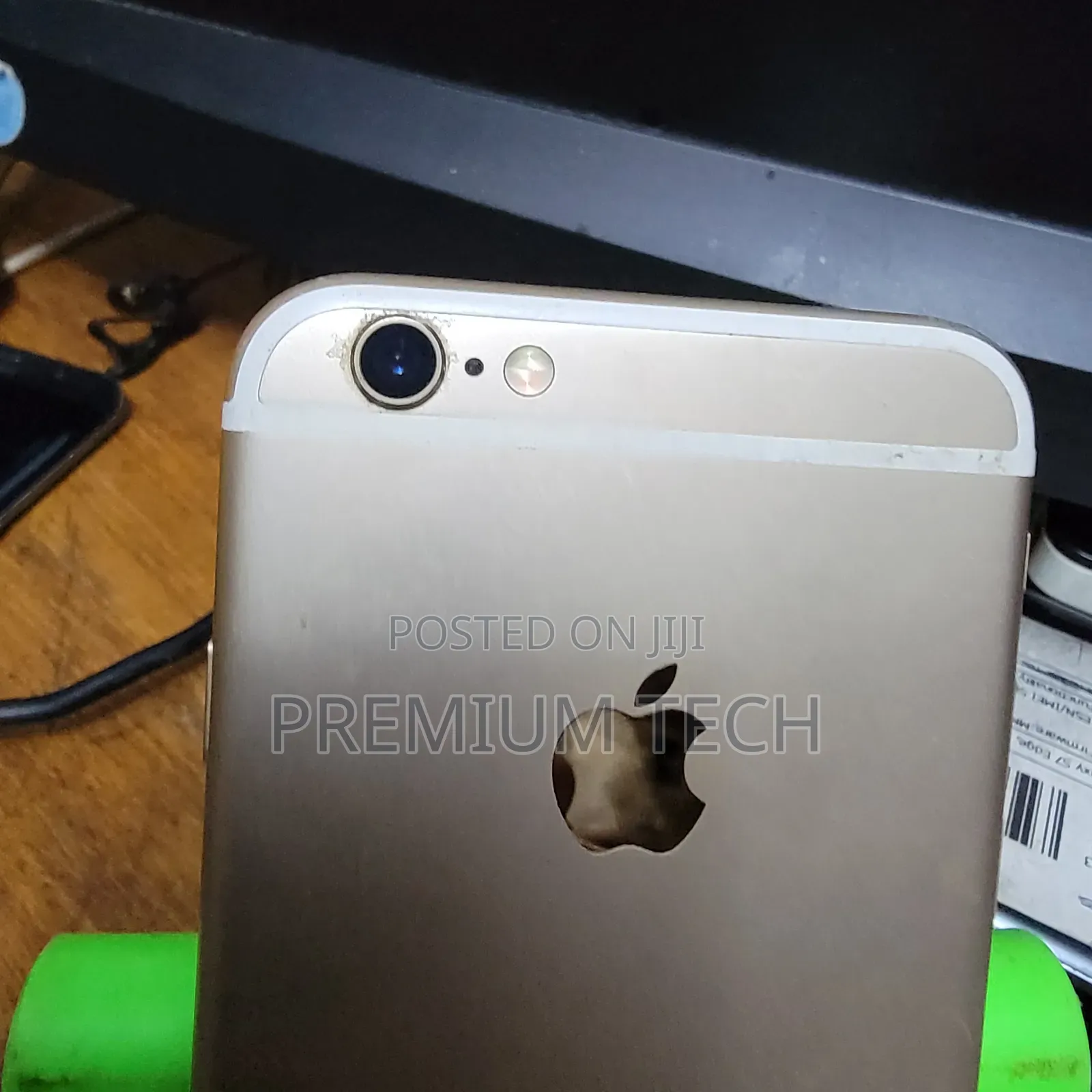 Apple iPhone 6s 32 GB Gold