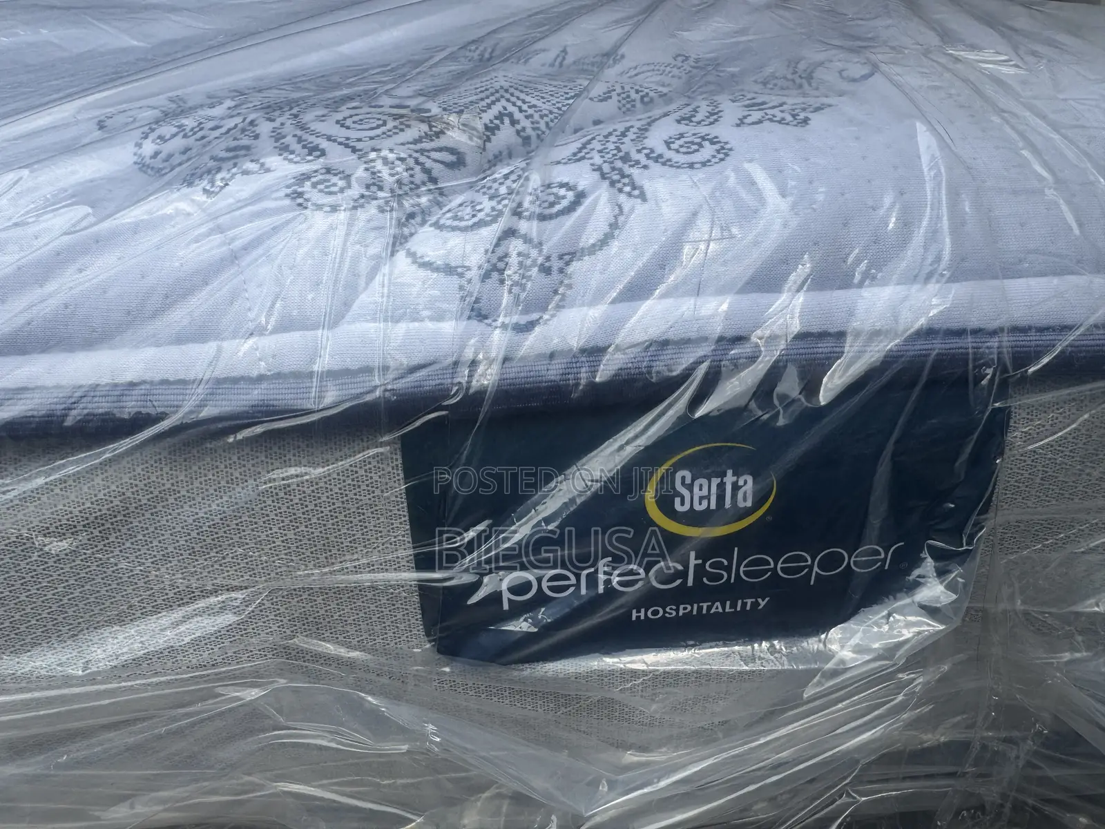 6by6 Canadian Mattress Semi-orthopedic For Sale