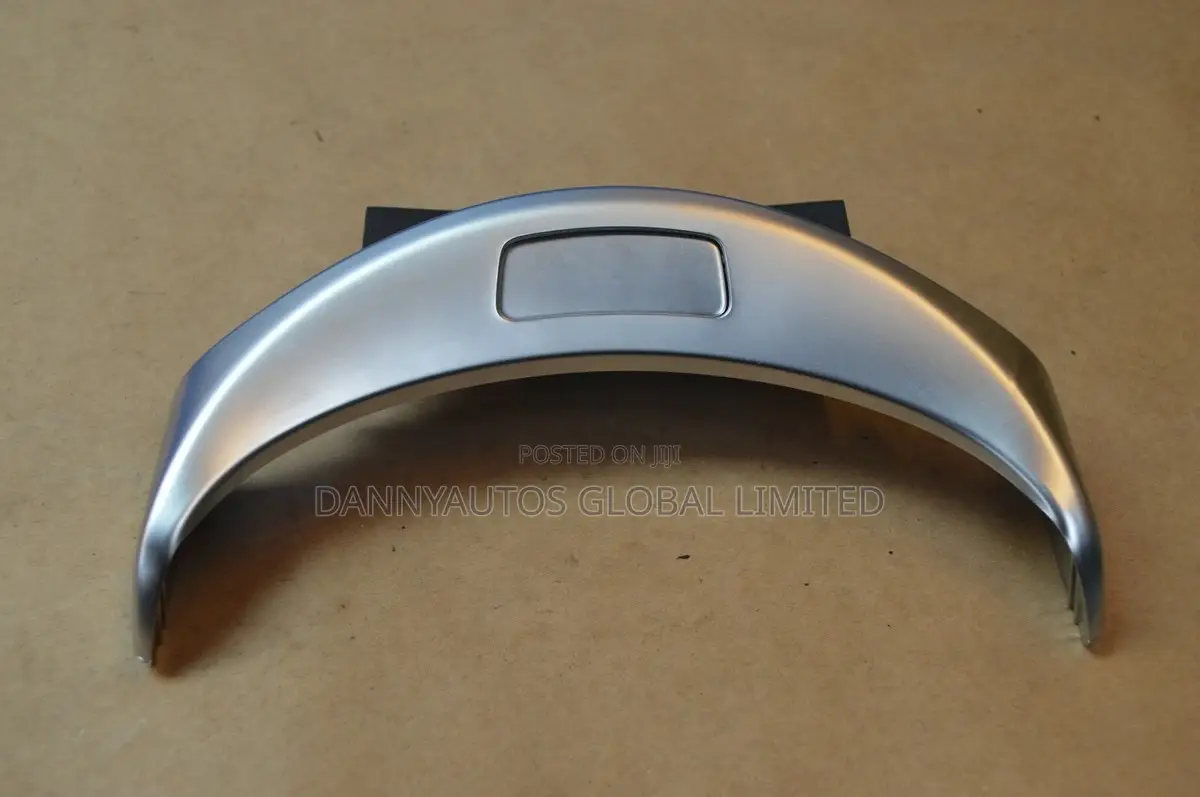 Silver Center Console Armrest for GLC 300, C300, W205 Model