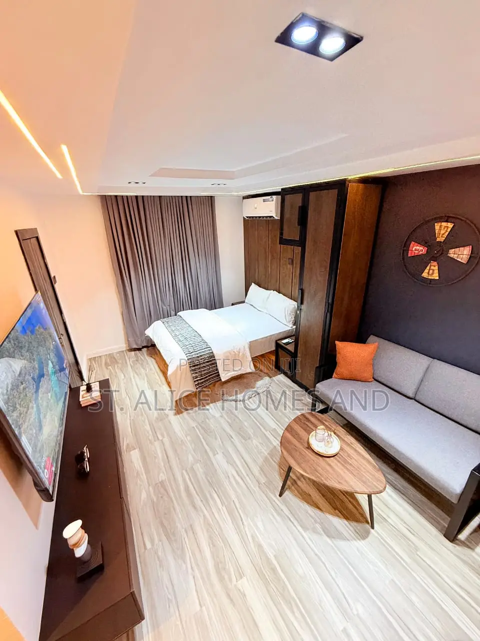 Lenedo Forge Studio Apartment With Office Work Space Iwaya, Yaba Lagos