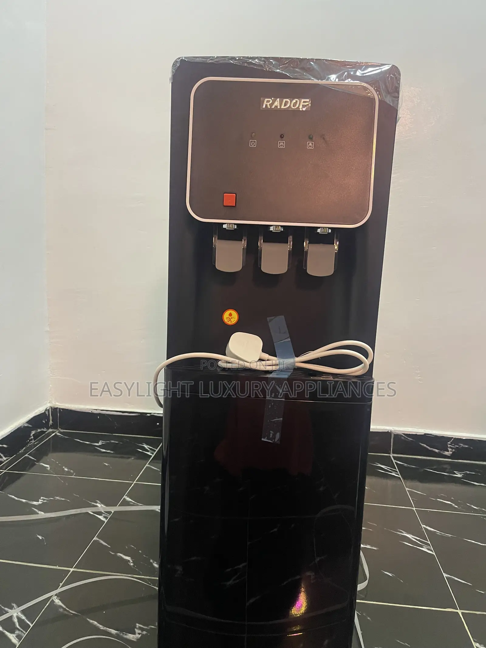Radof Hot Cold Water Dispenser With Refrigerator