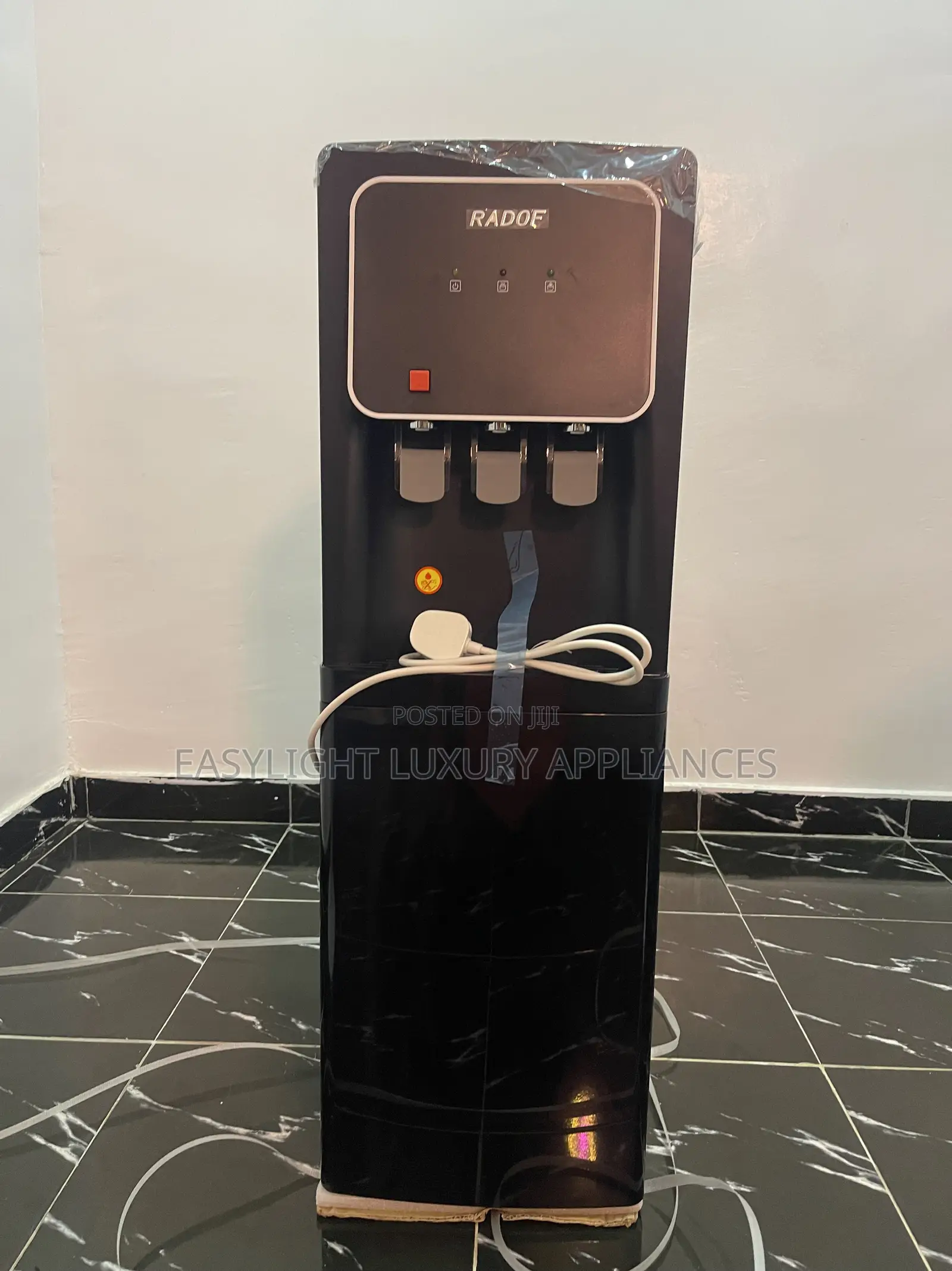 Radof Hot Cold Water Dispenser With Refrigerator