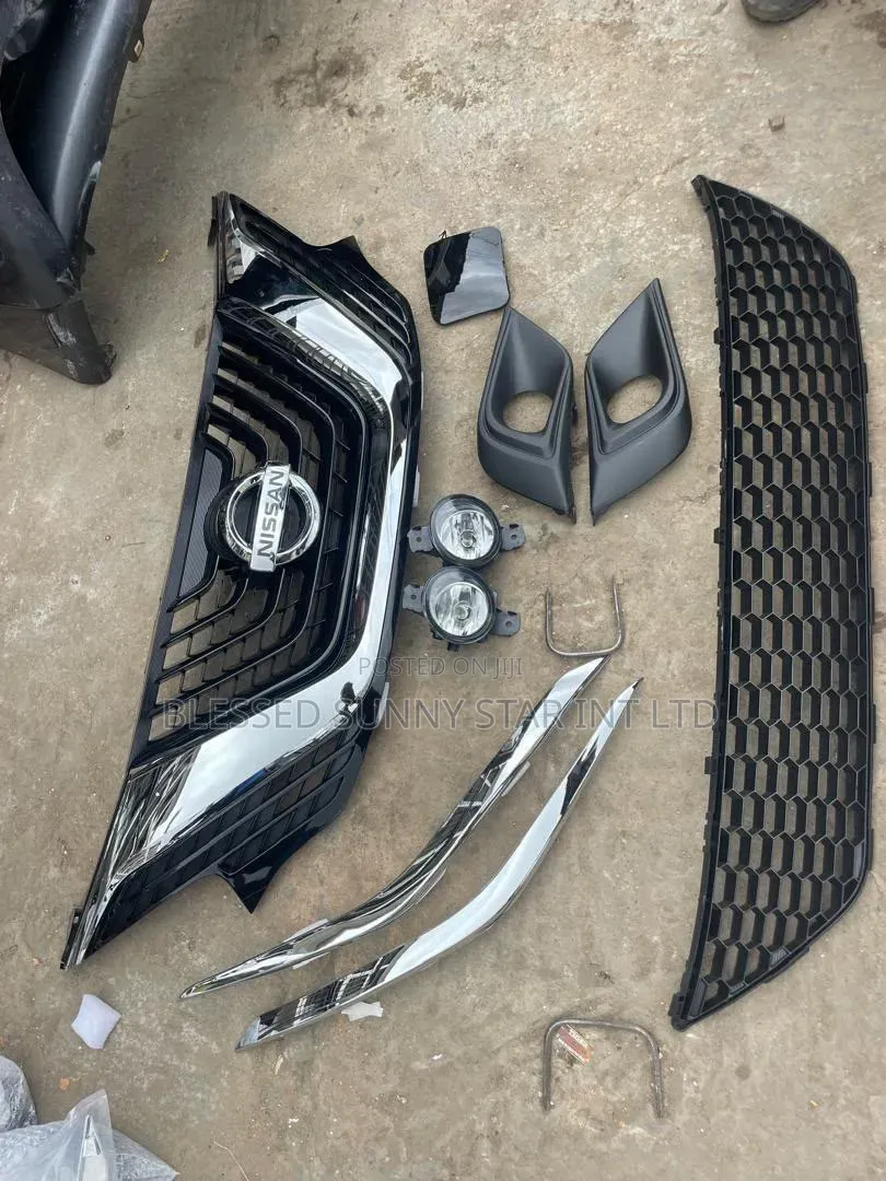 Front Grille Nissan Murano 2016