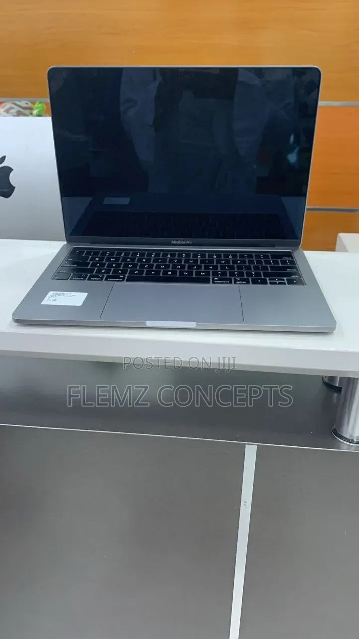 Laptop Apple MacBook Pro 2019 8GB Intel Core i5 SSD 512GB