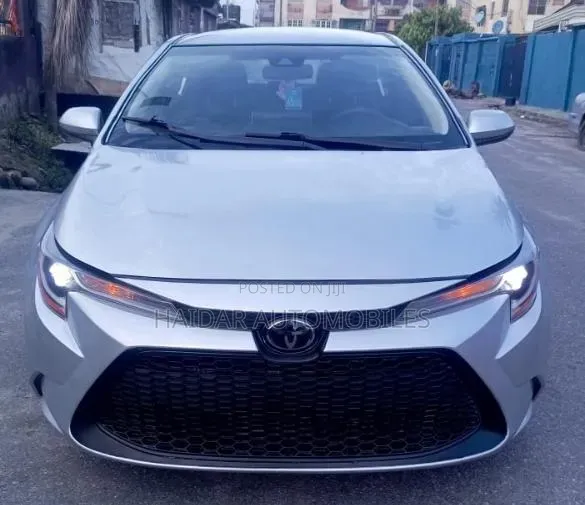 Toyota Corolla 2020 Silver
