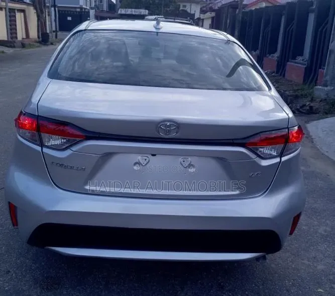 Toyota Corolla 2020 Silver