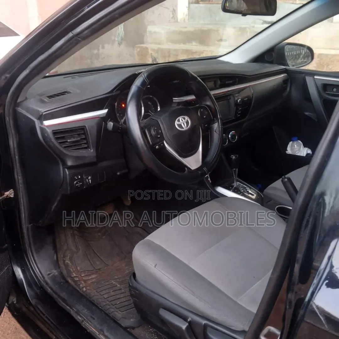 Toyota Corolla 2020 Silver