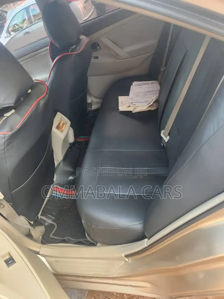 Toyota Camry 2011 Gold