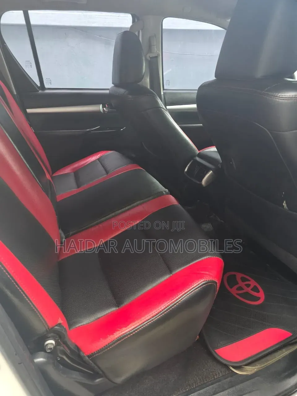 Toyota Hilux 2020 White