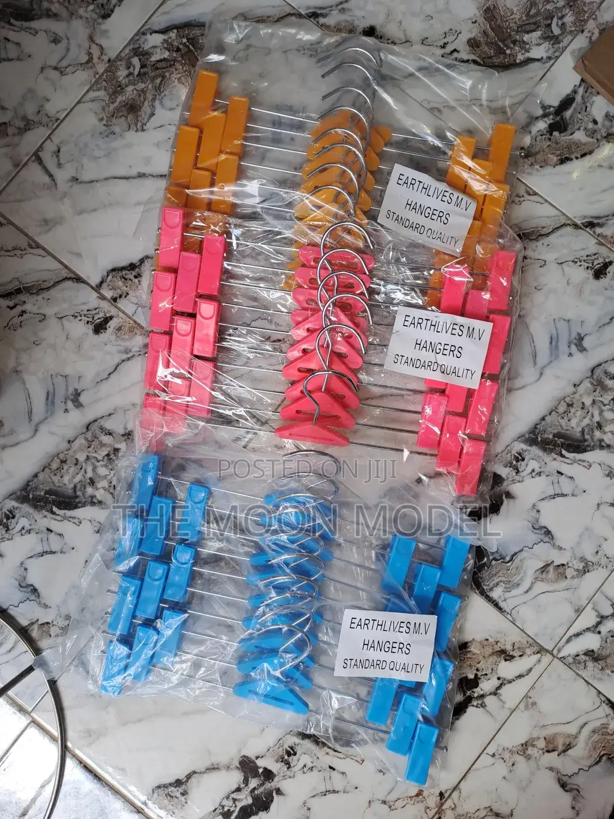 Clip Hanging Rack