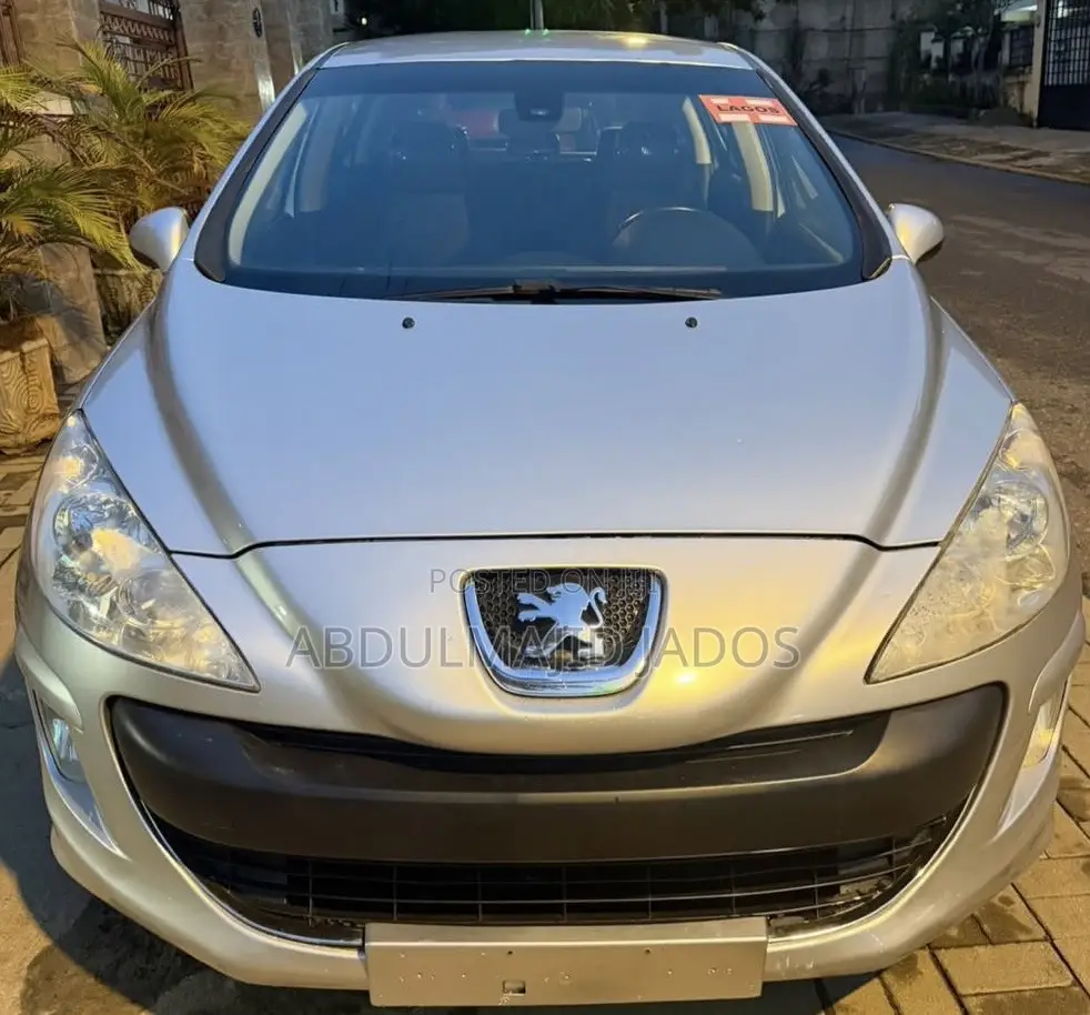 Peugeot 308 2016 Silver