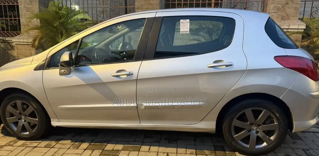 Peugeot 308 2016 Silver
