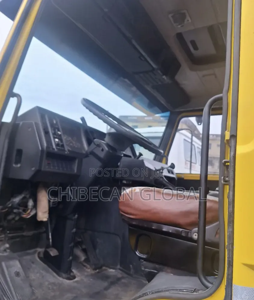 Scania 92 Truck 6 Tyres (Tokunbo)