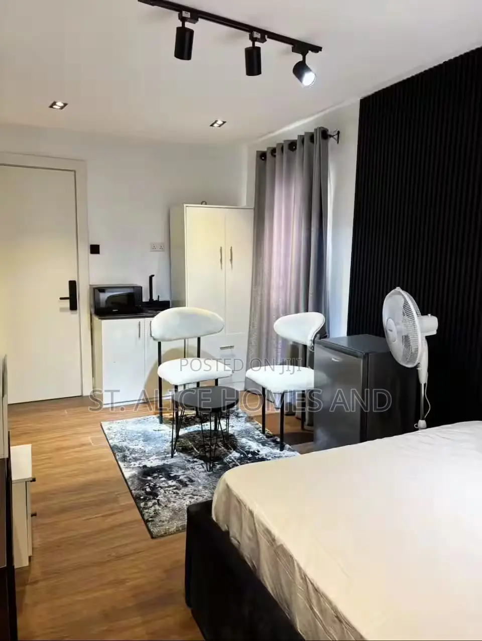 Madisonvillage Secure Studio Apartment In Lugbe District, Abuja