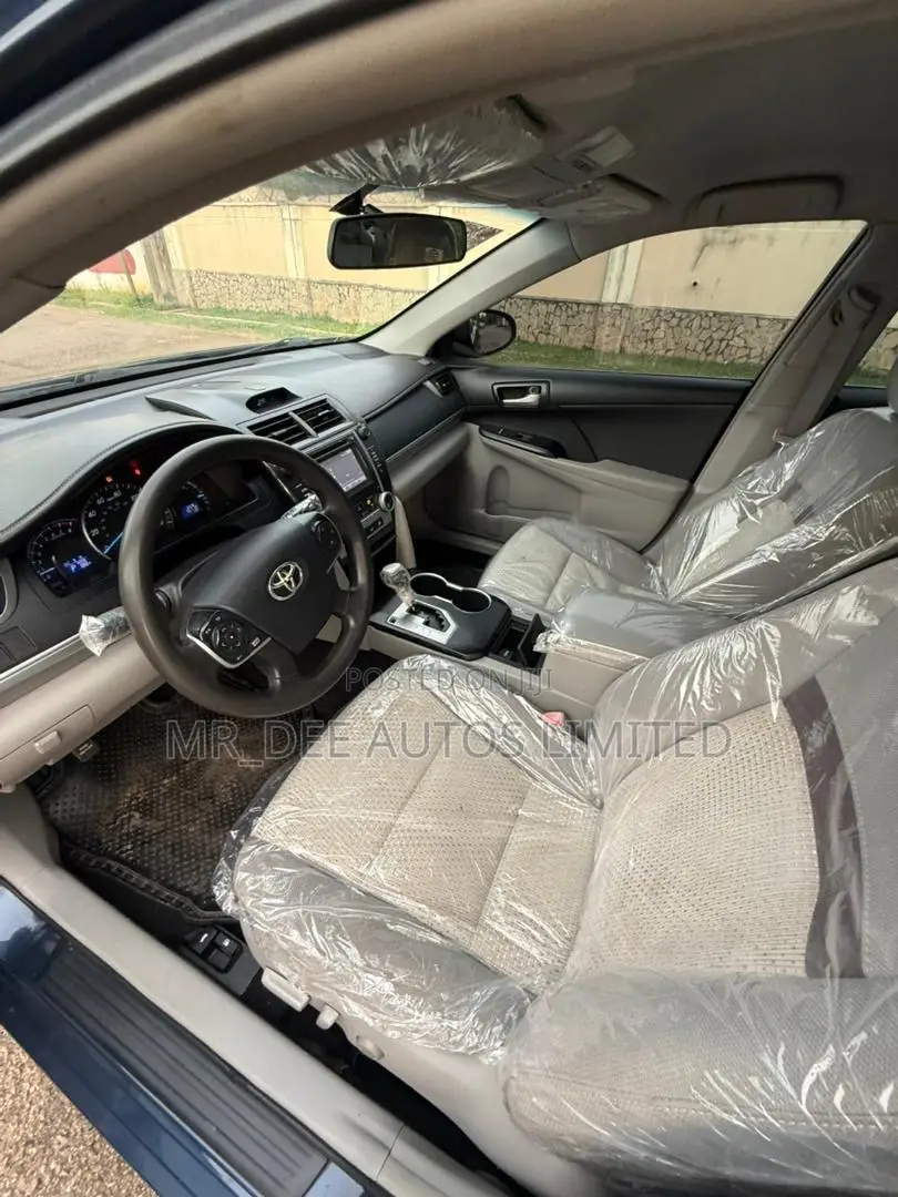 Toyota Camry 2014 Blue