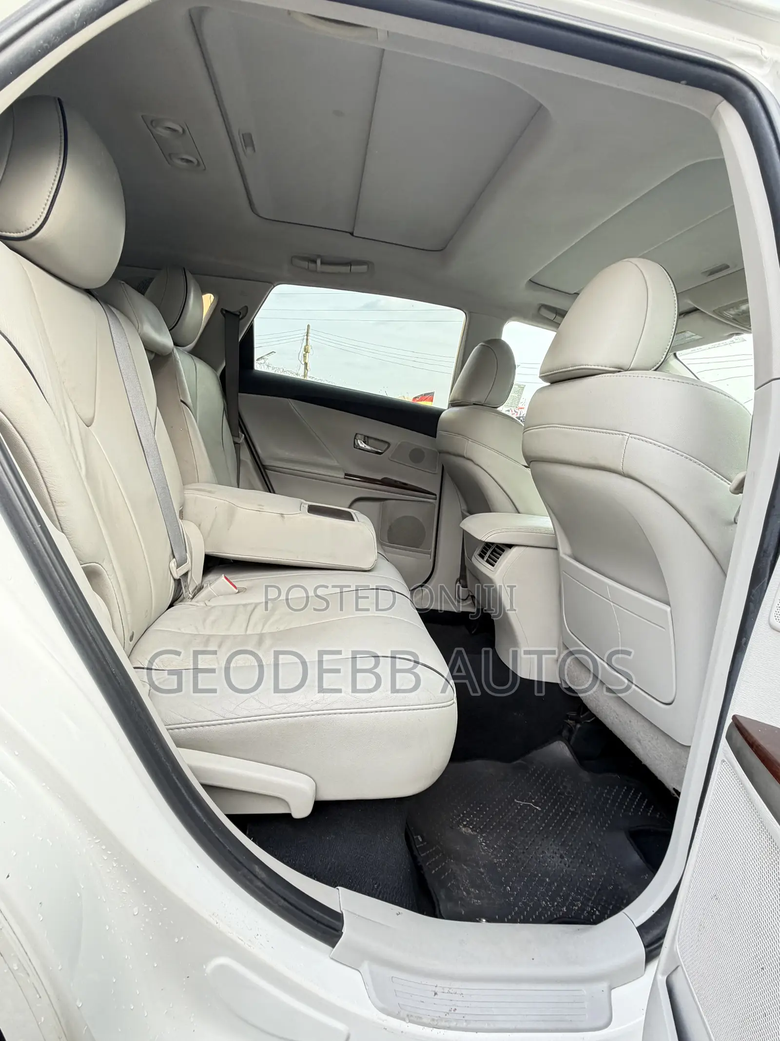 Toyota Venza AWD 2012 White