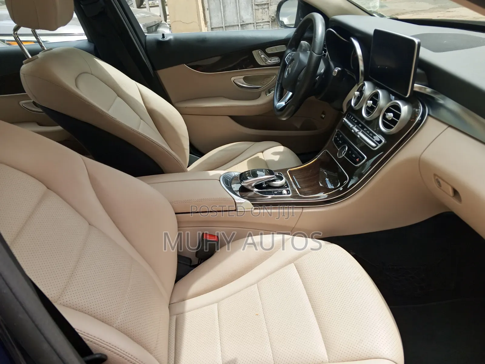 Mercedes-Benz C300 2015 Blue