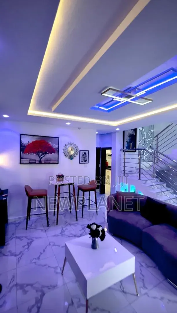 3bdrm Duplex in Abesan Estate for sale