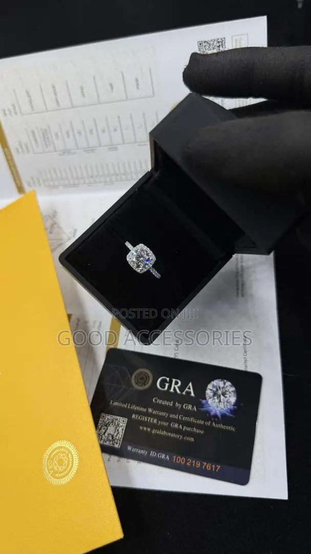 Moissanite Wedding Rings
