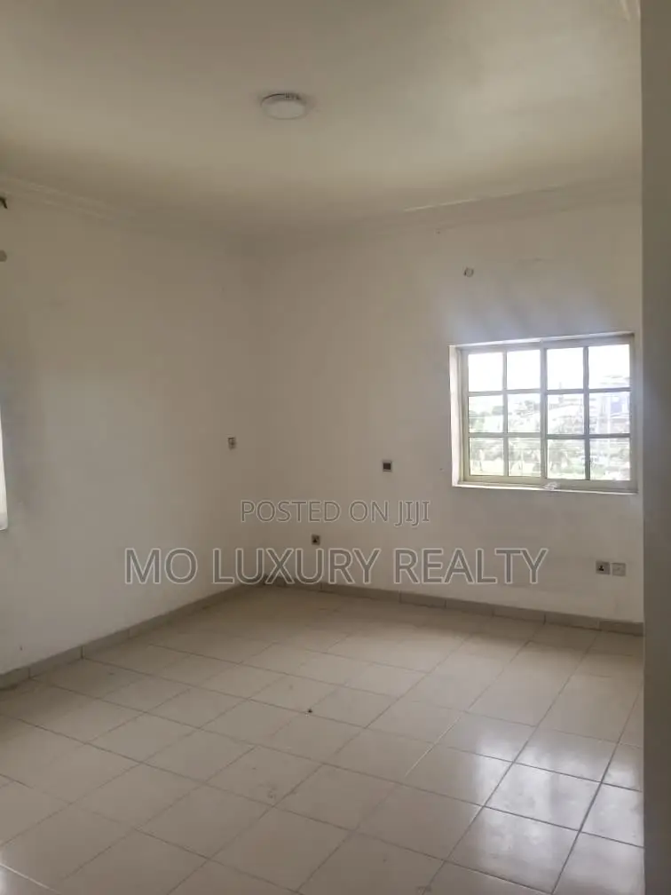 3bdrm Apartment in Ikate-Elegushi for rent