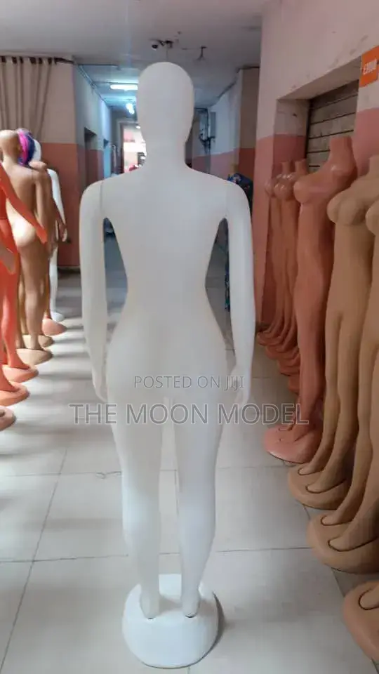White Dummy Mannequin