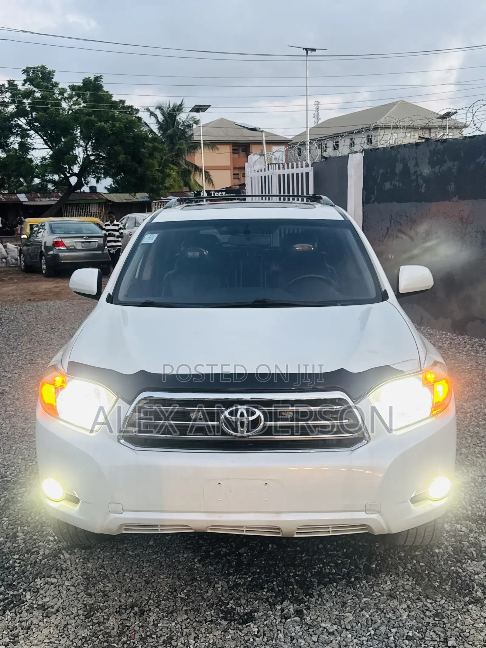 Toyota Highlander Sport 2009 White