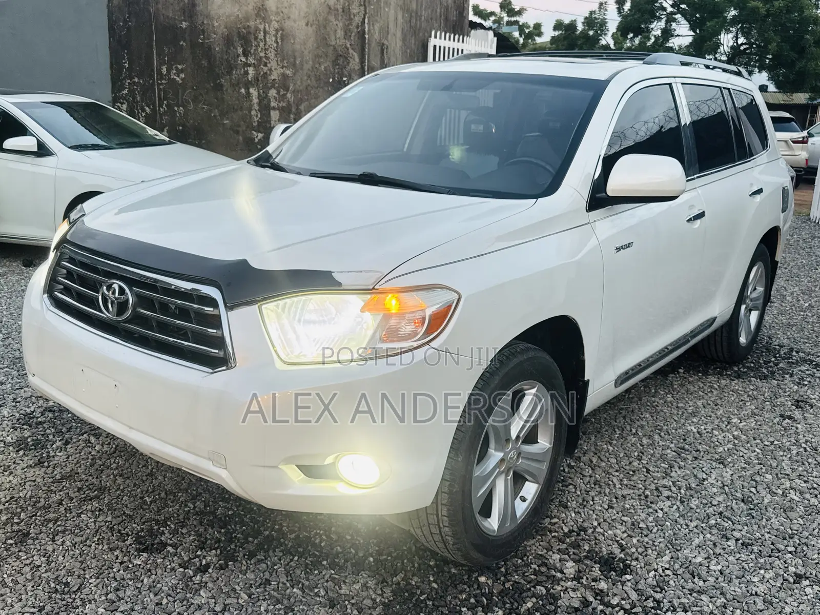 Toyota Highlander Sport 2009 White