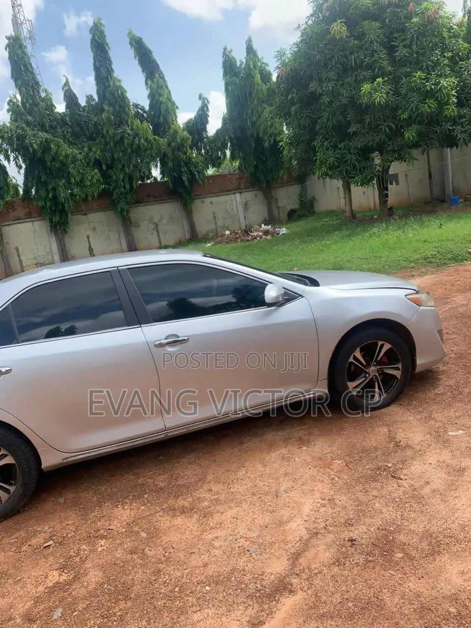 Toyota Camry LE 4dr Sedan (2.5L 4cyl 6A) 2013 Silver